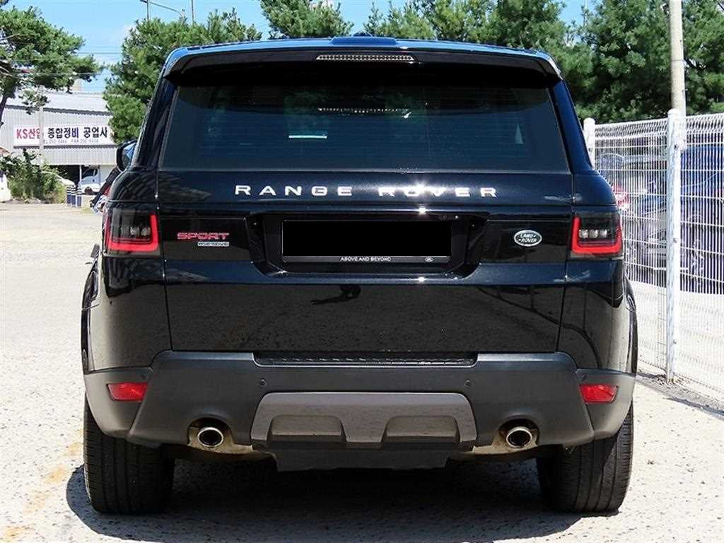Land Rover Range Rover Sport — photo 04