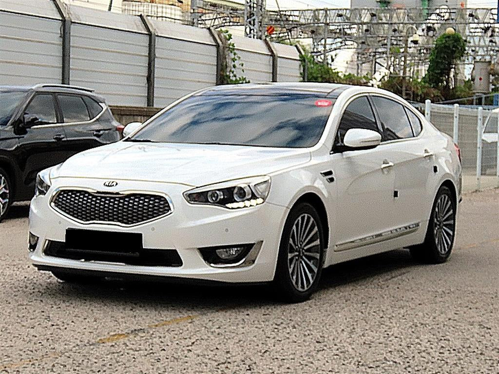 Kia K7 — photo 02