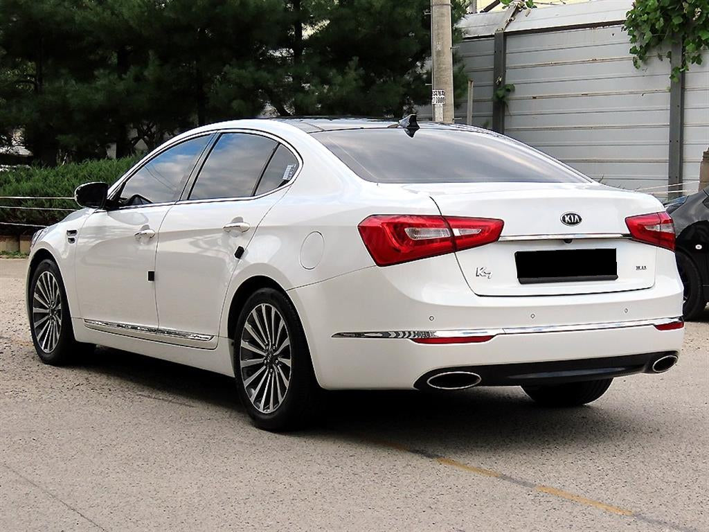 Kia K7 — photo 03