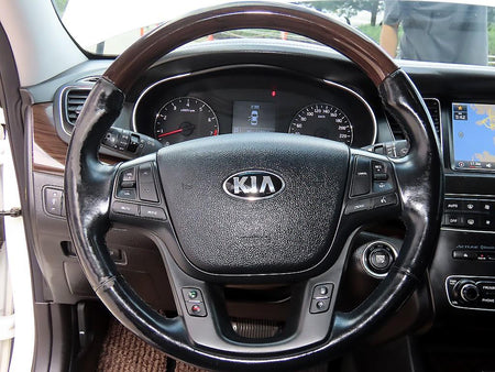 Kia K7 — photo 08