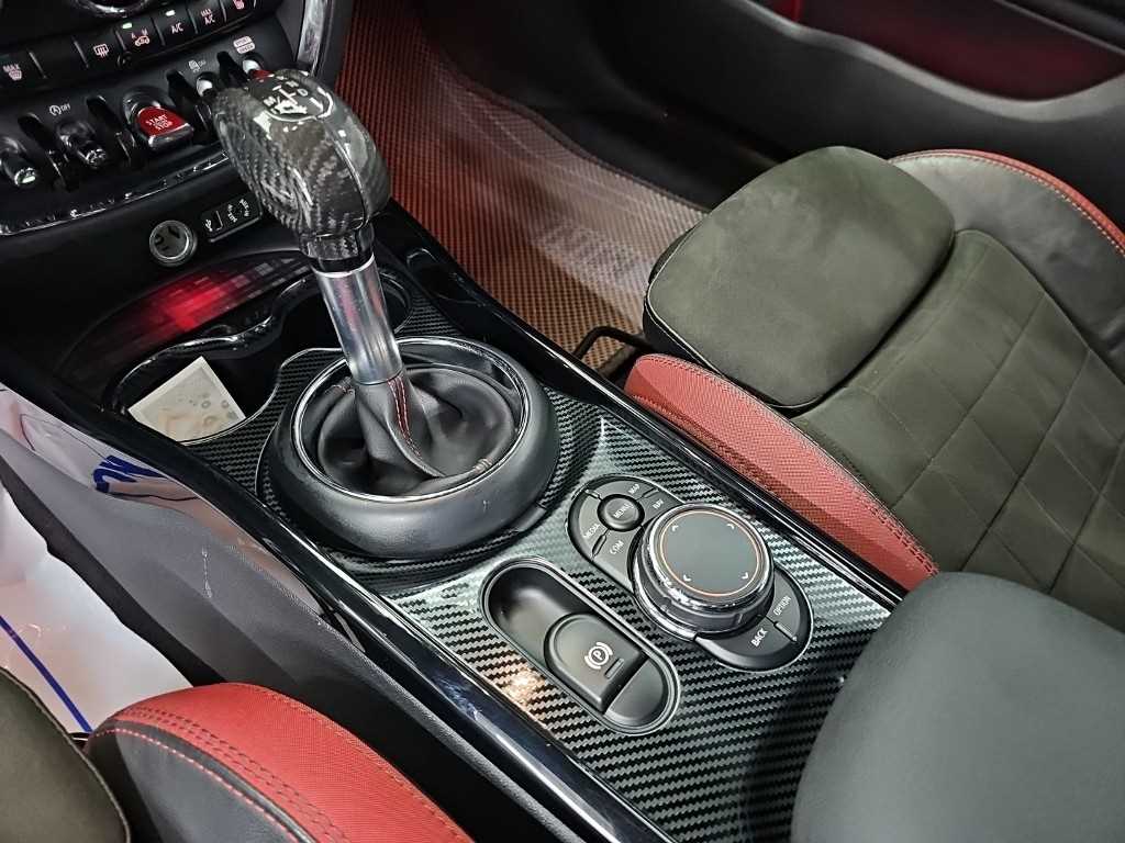 Mini Clubman — photo 08