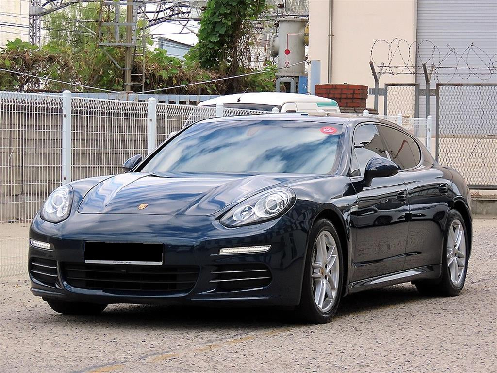 Porsche Panamera — photo 02