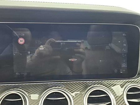 Mercedes-Benz E-Class — photo 18