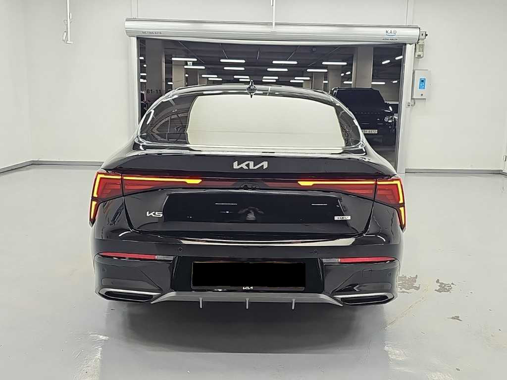 Kia K5 — photo 03