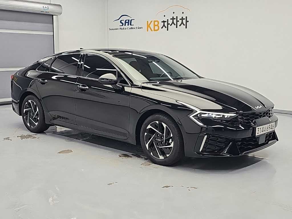 Kia K5 — photo 04