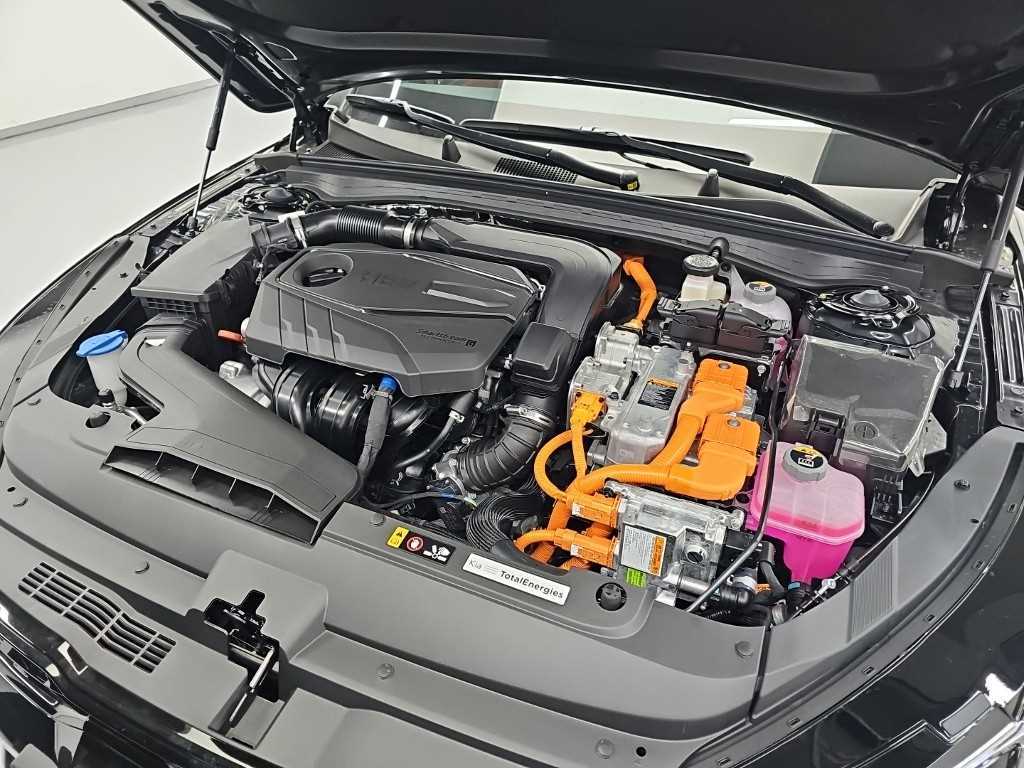 Kia K5 — photo 05
