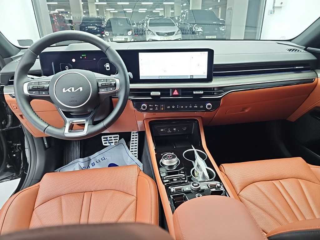 Kia K5 — photo 07