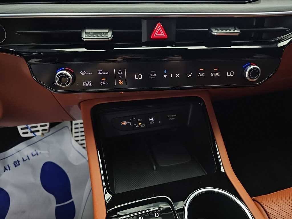 Kia K5 — photo 10