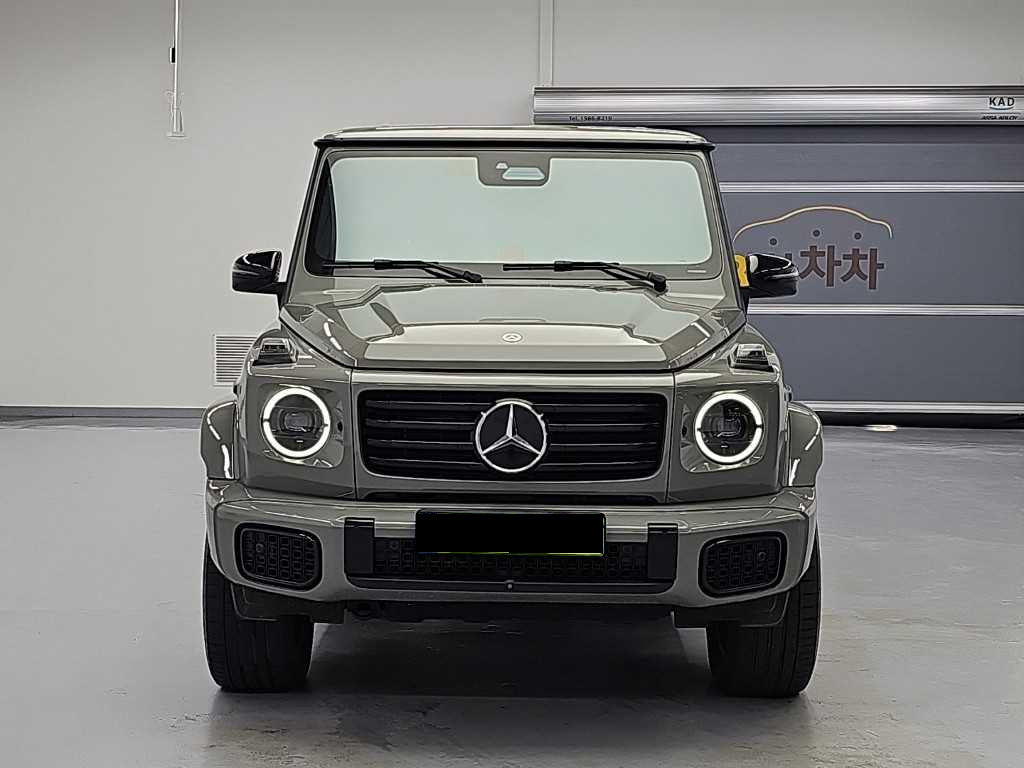 Mercedes-Benz G-Class — photo 01