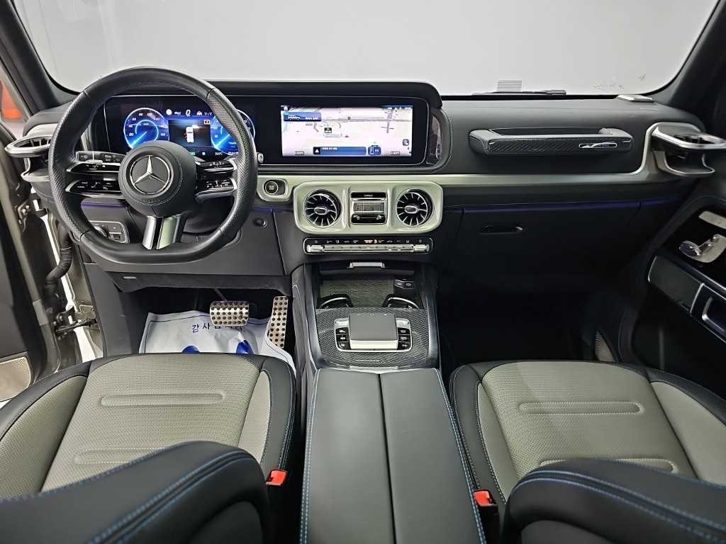 Mercedes-Benz G-Class — photo 07