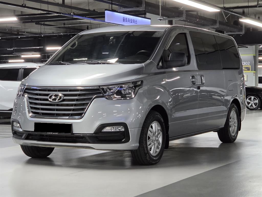Hyundai Starex — photo 01
