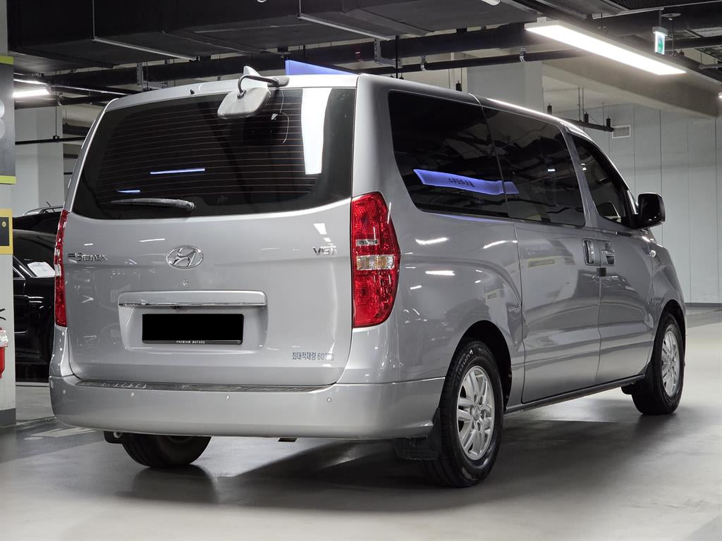 Hyundai Starex — photo 05