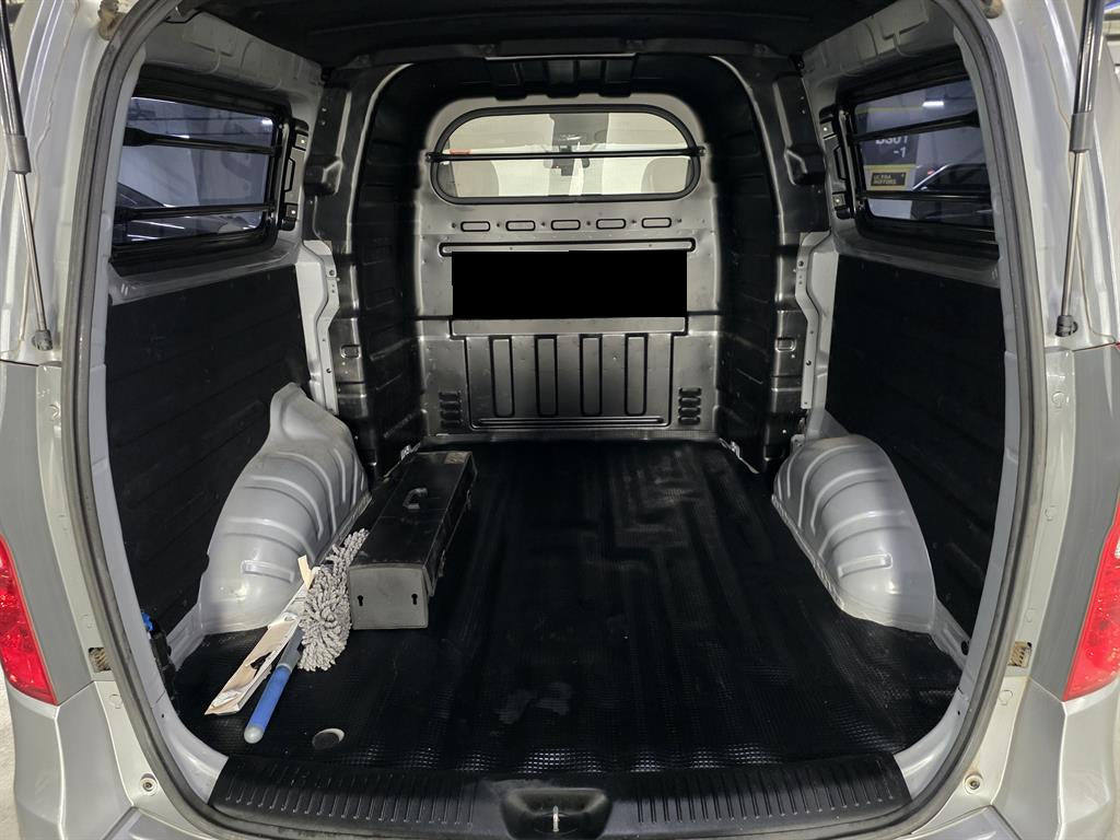 Hyundai Starex — photo 07