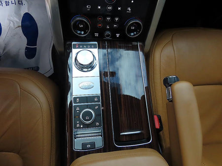 Land Rover Range Rover — photo 11