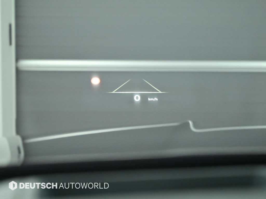 Genesis GV80 — photo 18