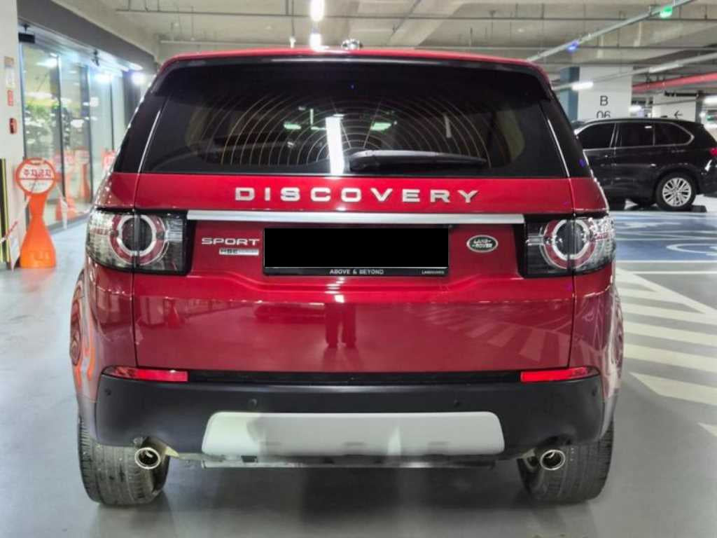 Land Rover Discovery Sport — photo 05