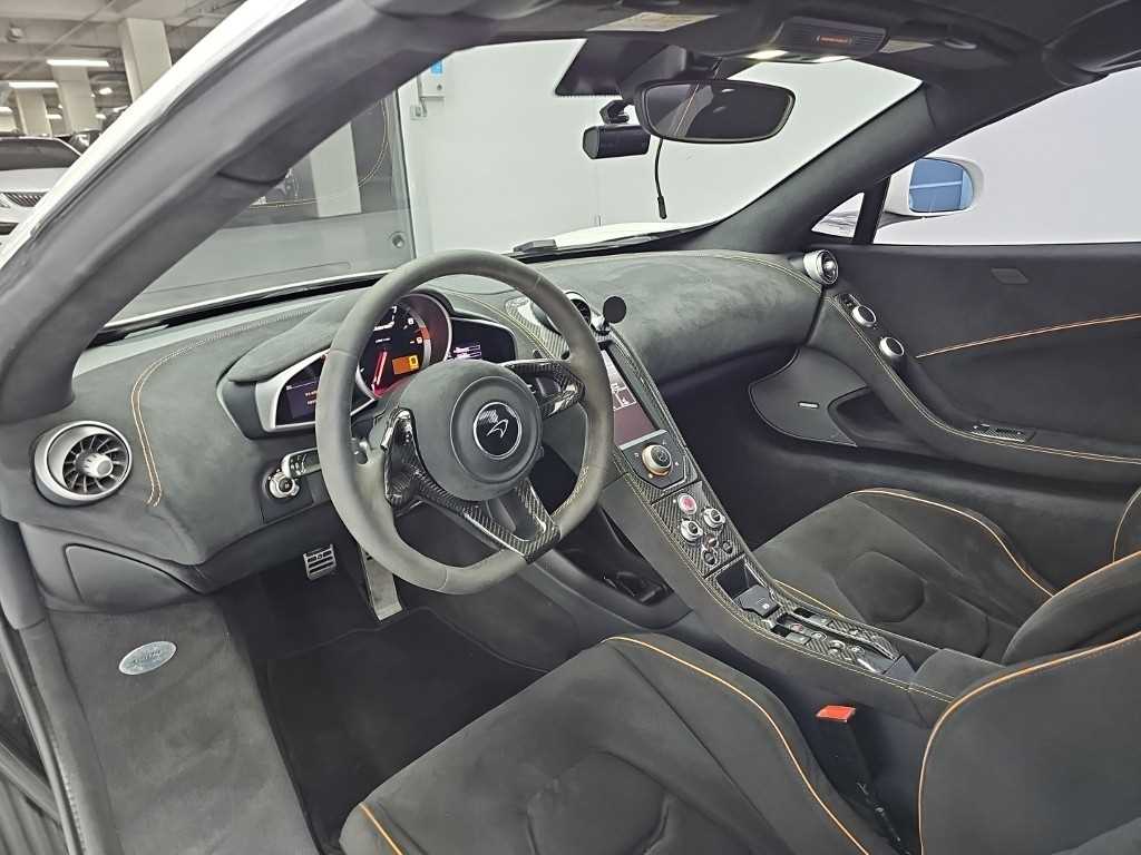 Mclaren 650S — photo 07