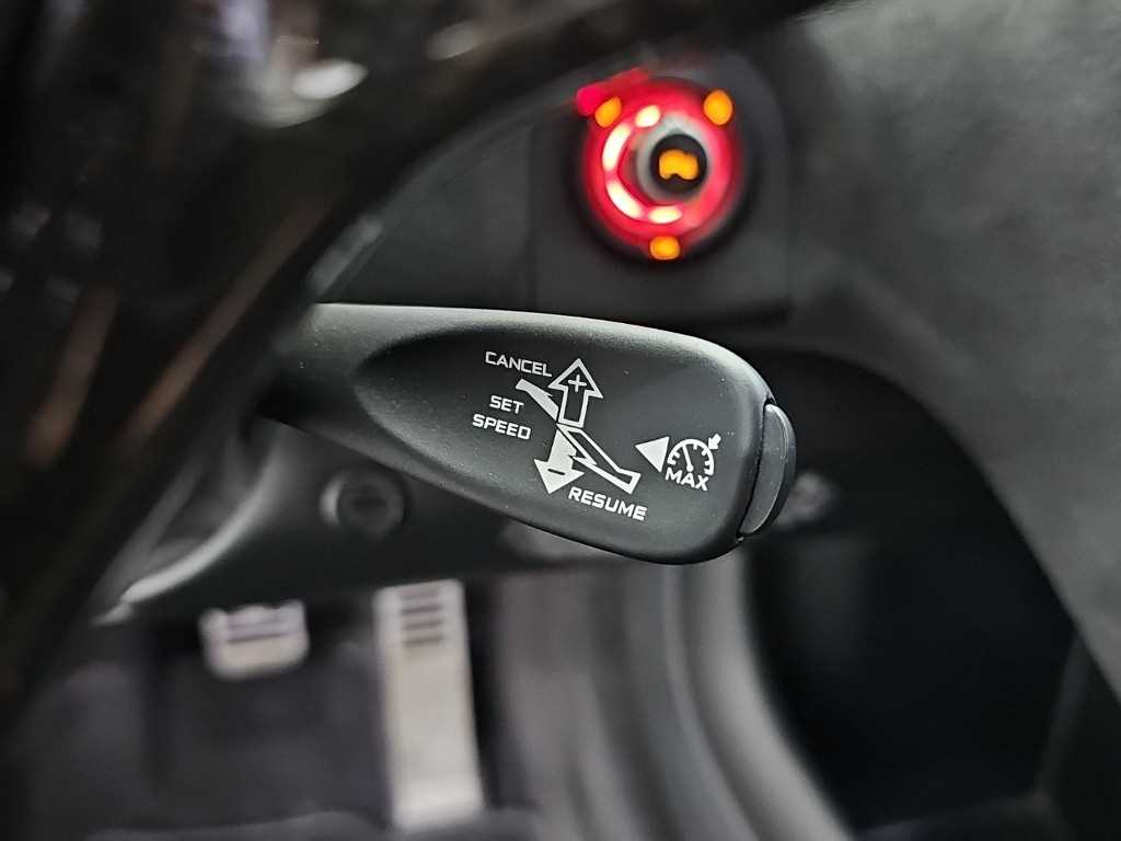 Mclaren 650S — photo 15