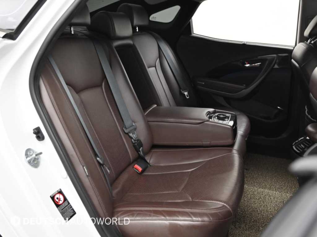 Hyundai Grandeur — photo 12