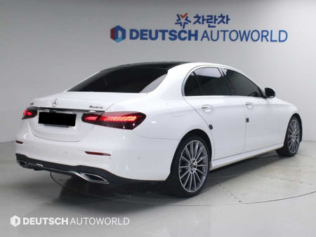Mercedes-Benz E-Class — photo 03