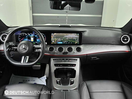 Mercedes-Benz E-Class — photo 07