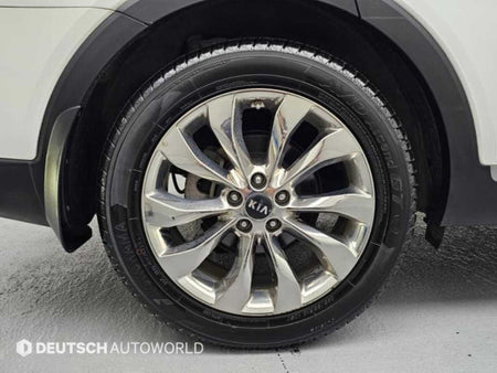 Kia Sorento — photo 05