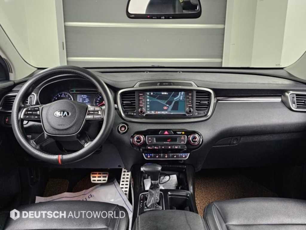 Kia Sorento — photo 07