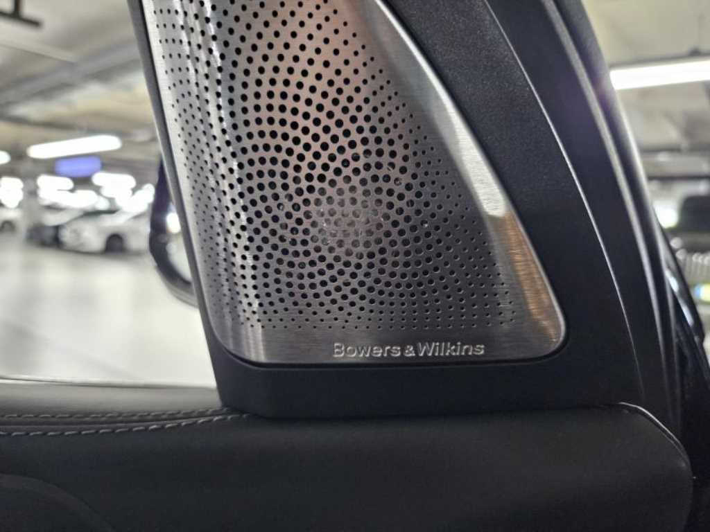 BMW X5 — photo 12