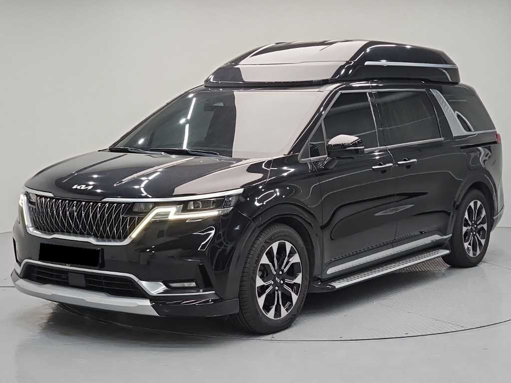 Kia Carnival — photo 01