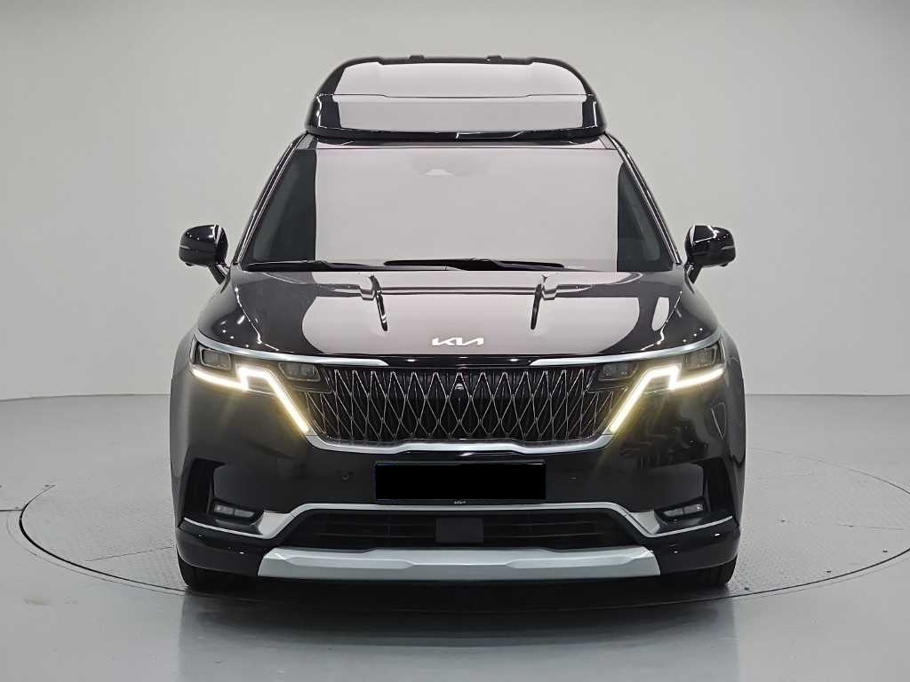 Kia Carnival — photo 02