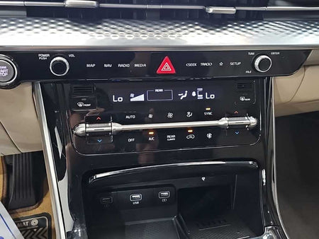 Kia Carnival — photo 10
