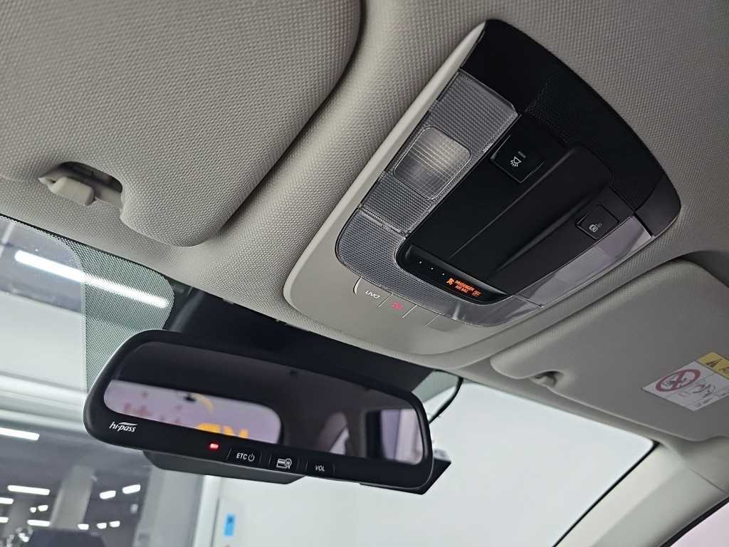 Kia Sorento — photo 16