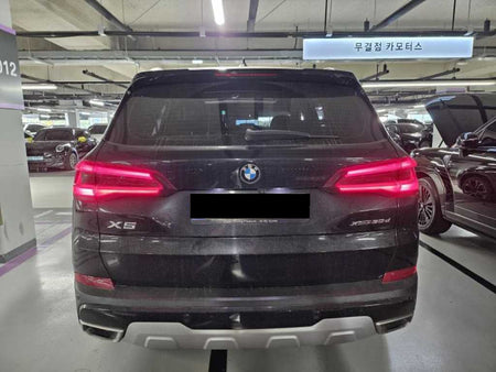 BMW X5 — photo 02