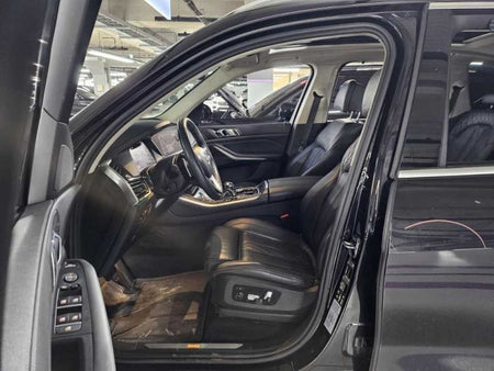 BMW X5 — photo 12