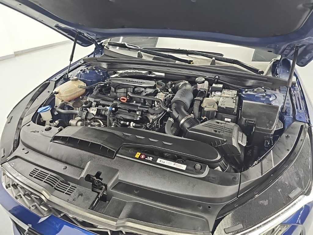 Kia K5 — photo 05