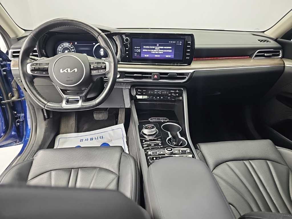 Kia K5 — photo 07