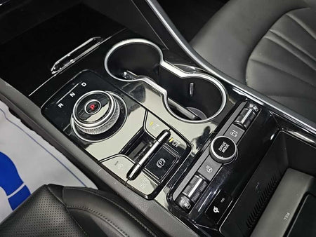 Kia K5 — photo 08