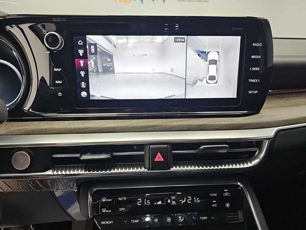 Kia K5 — photo 10