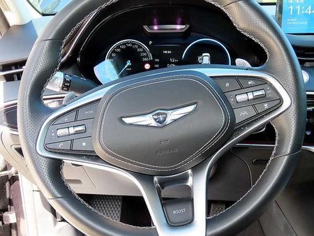 Genesis GV70 — photo 08