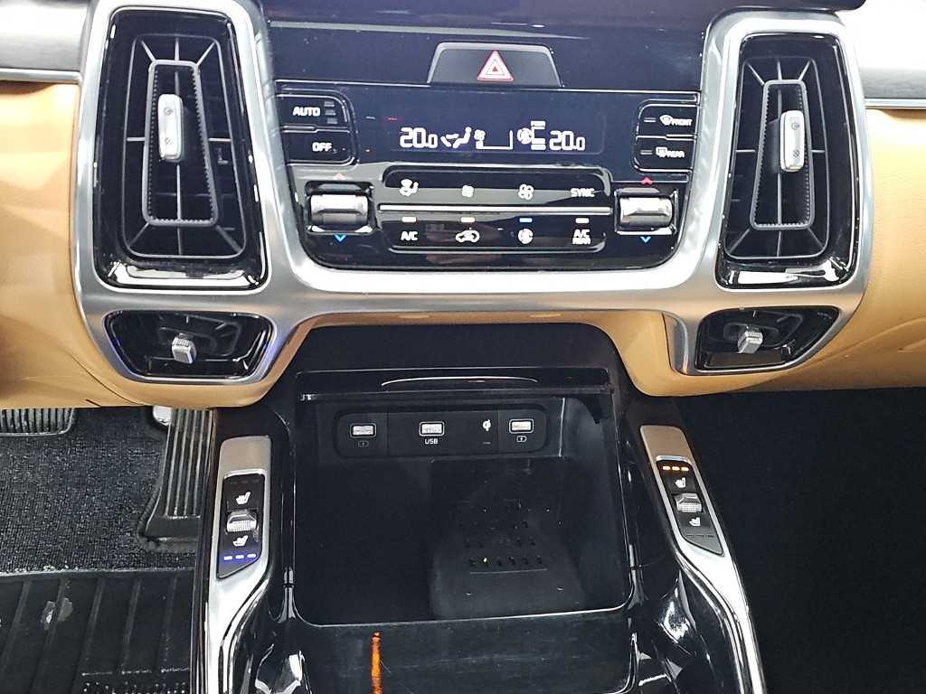 Kia Sorento — photo 10