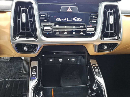 Kia Sorento — photo 10