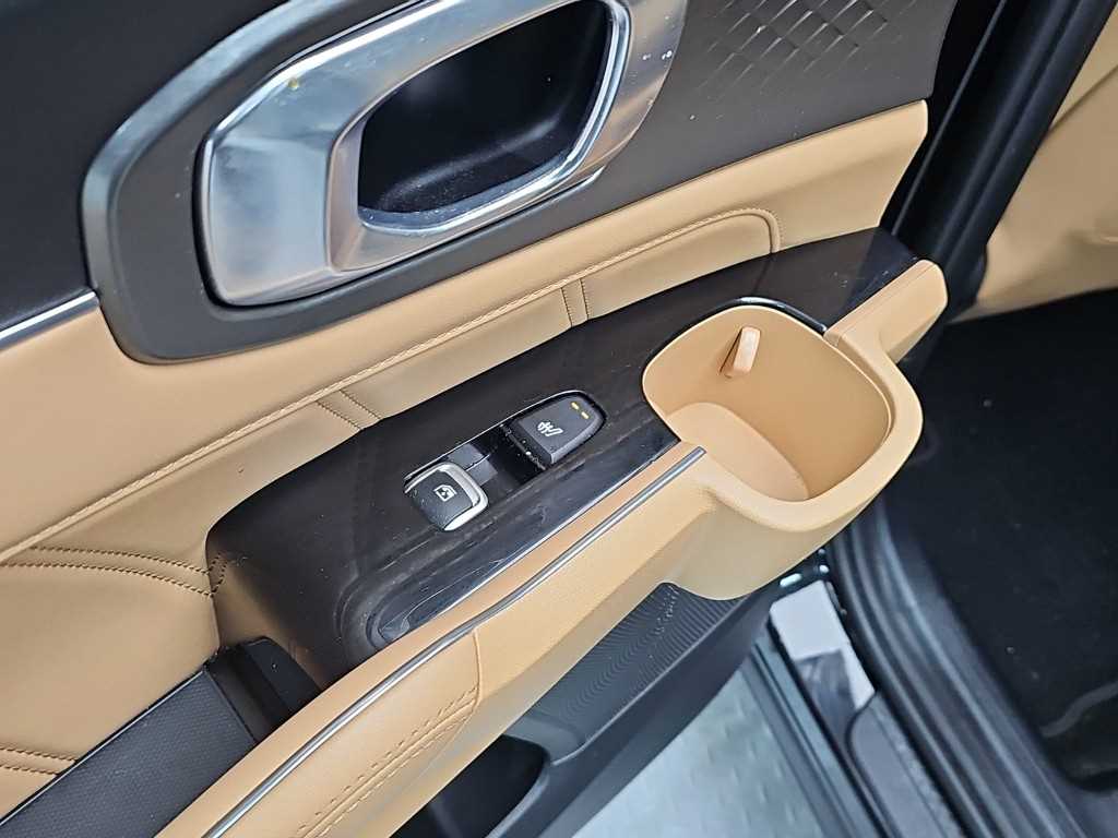 Kia Sorento — photo 14