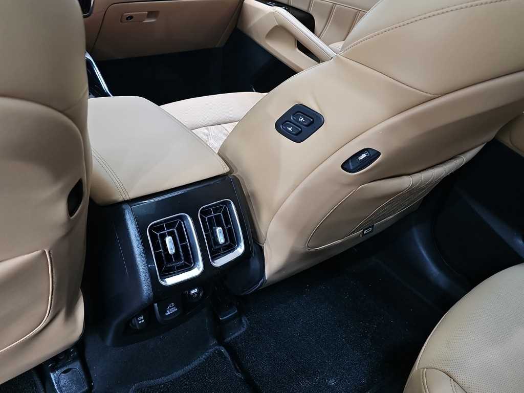 Kia Sorento — photo 15