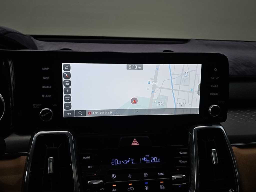 Kia Sorento — photo 17