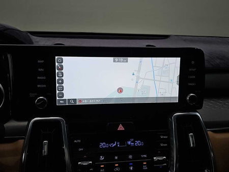 Kia Sorento — photo 17