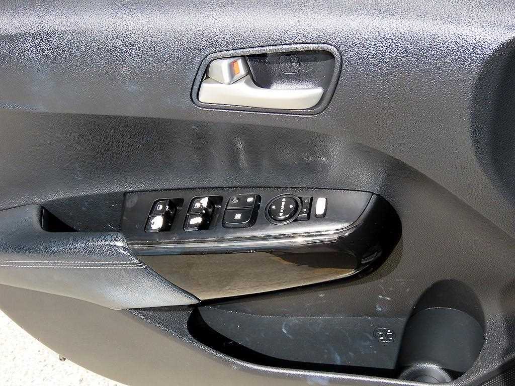 Kia Morning — photo 12