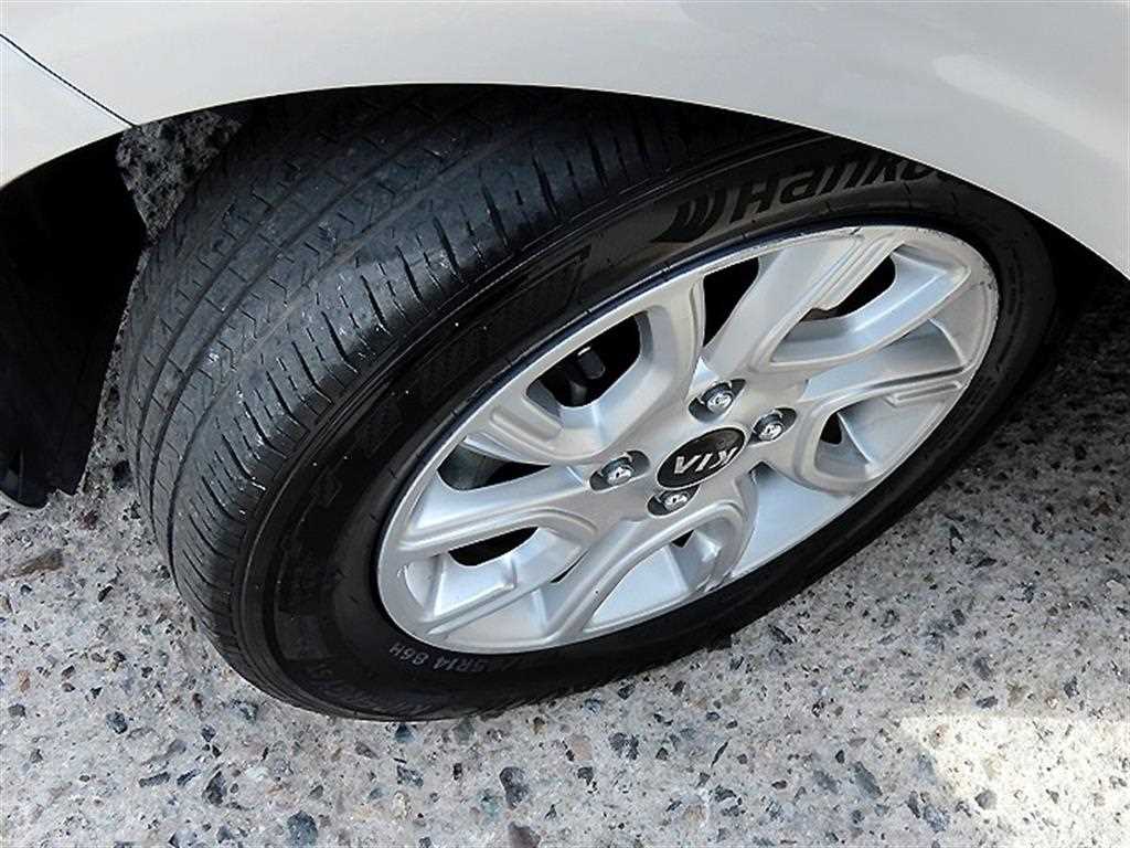 Kia Morning — photo 20