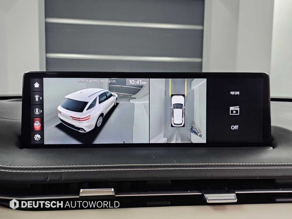 Genesis GV70 — photo 15