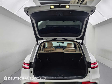 Genesis GV70 — photo 19