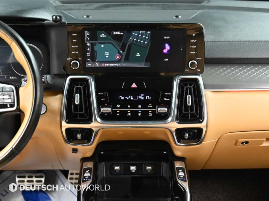 Kia Sorento — photo 14